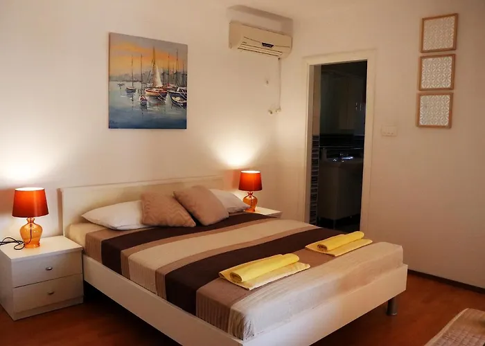 With Parking Space Orebic, Peljesac - 10156 Orebić