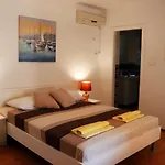 With Parking Space Orebic, Peljesac - 10156 أوروبيتش